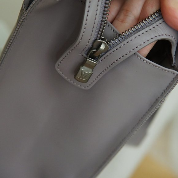 Authentic Rare LV Lilac Epi Croisette GM Tote Bag - Picture 6 of 10